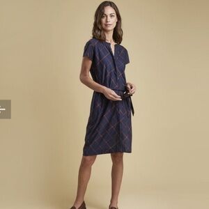 Barbour Blue and White Sheath Dress V-Neck Cap Sleeve